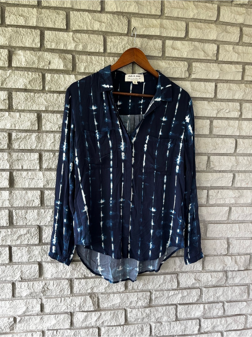 Cloth&Stone | Anthropologie Navy
Robyn Tie Dye Button Down 
Size Medium